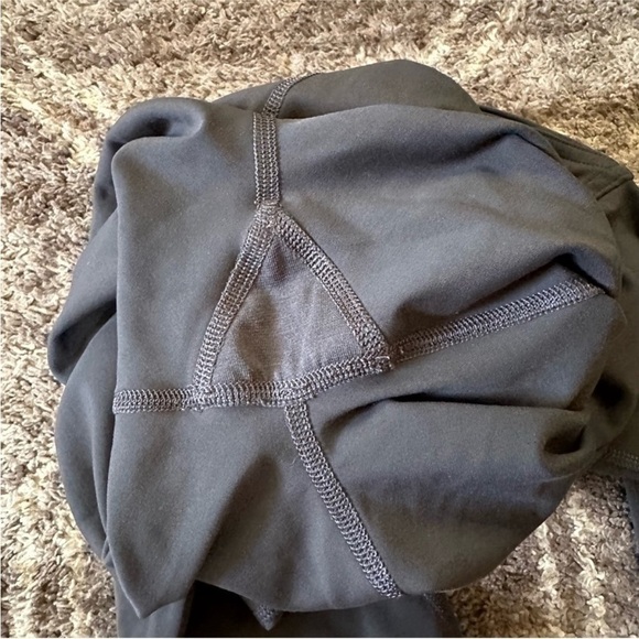Lululemon Instill High-Rise Tight 25" Graphite Grey Size 4 - Picture 7 of 11